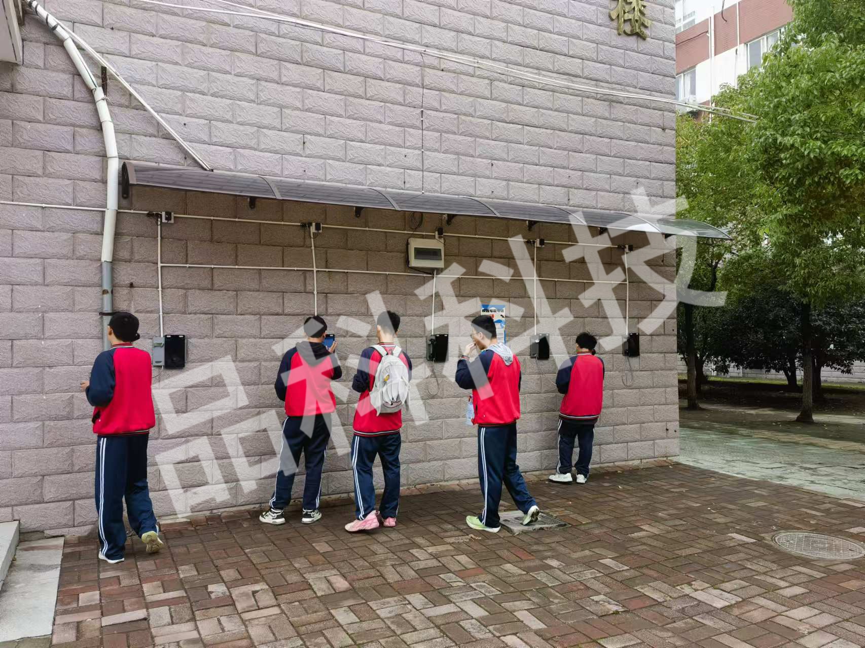 Ʒ��У԰����绰��